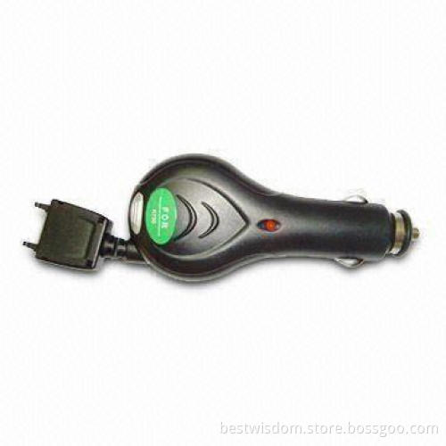 In-car Charger with Retractable Cable, 500 to 800mA Charging Rate and 12 to 24V DC Input Voltage
